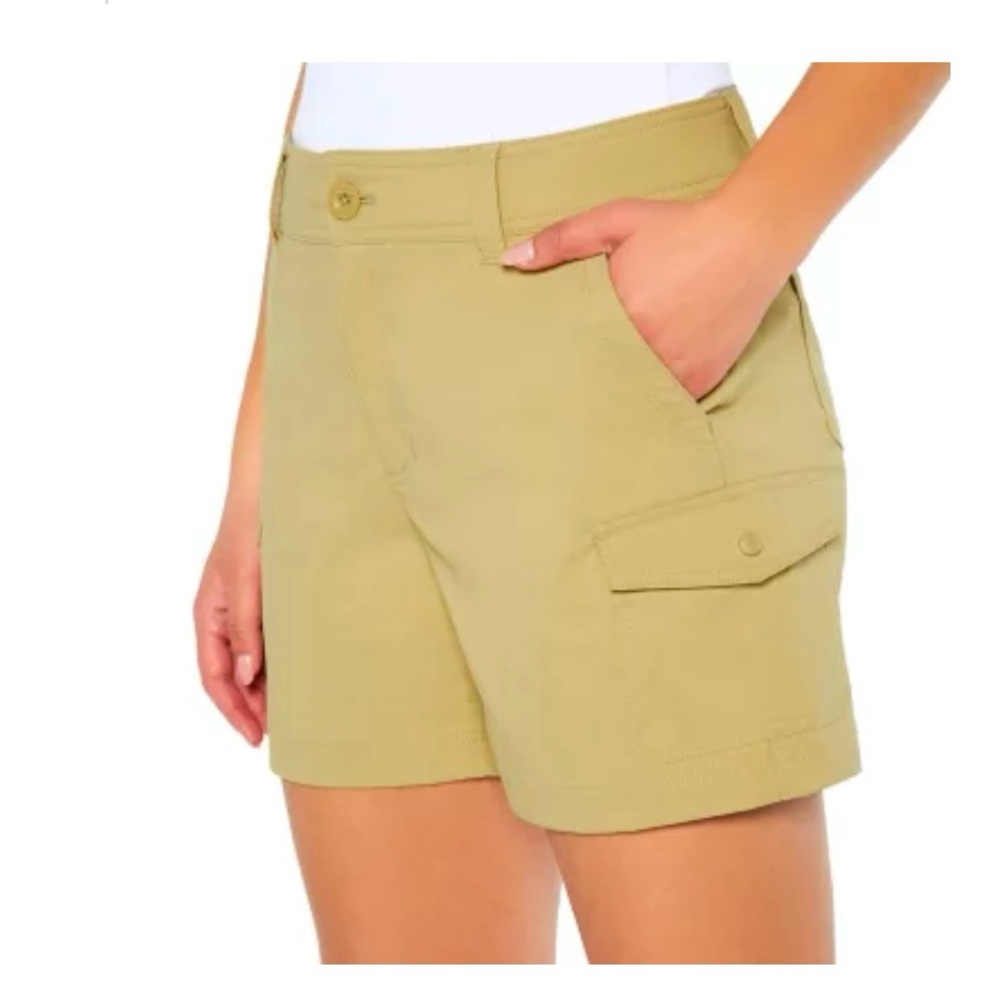 NWTS Eddie Bauer Women's Cargo Pocket Shorts